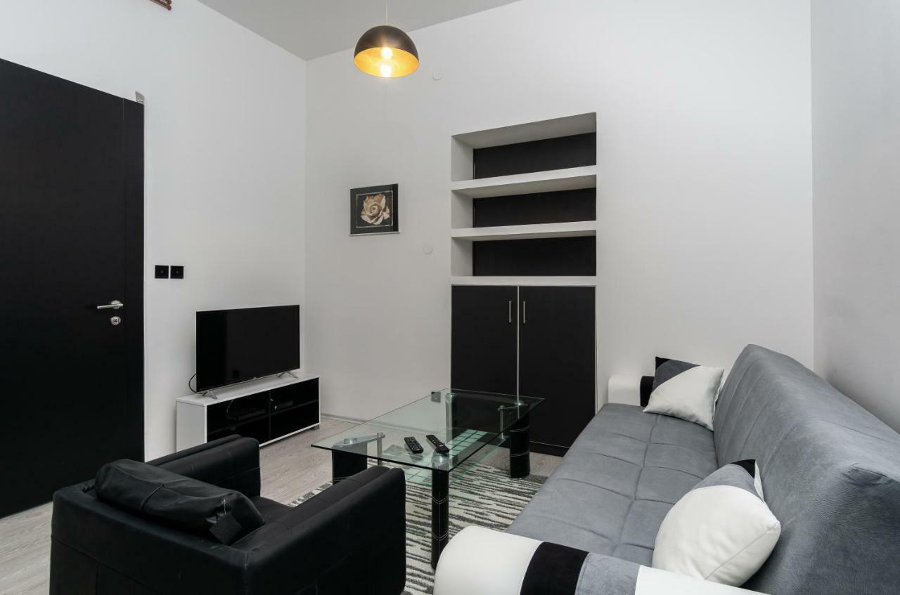 Apartman Ambasador Загреб Экстерьер фото