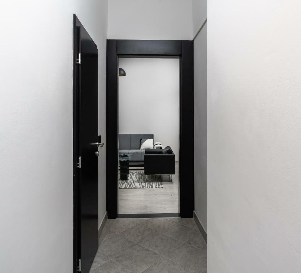 Apartman Ambasador Загреб Экстерьер фото