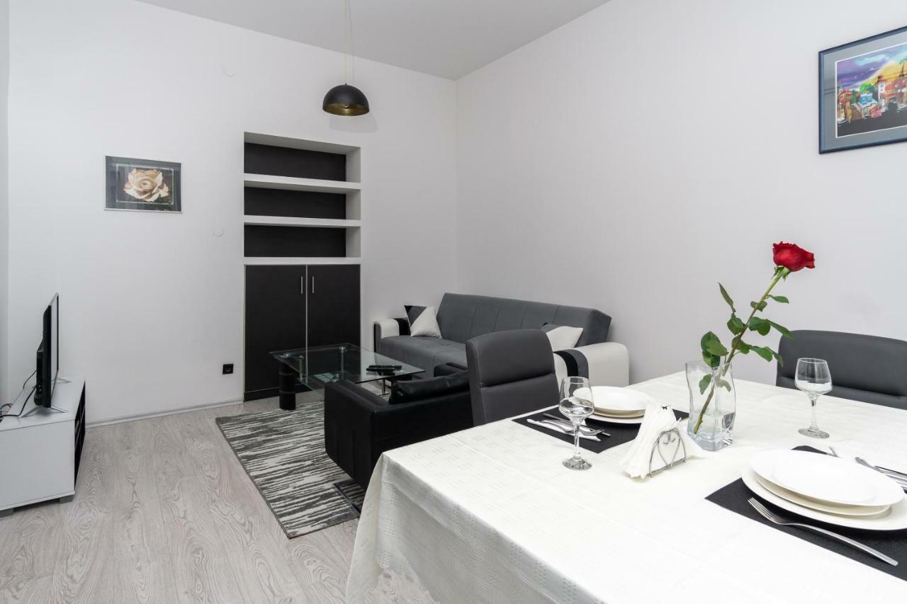 Apartman Ambasador Загреб Экстерьер фото